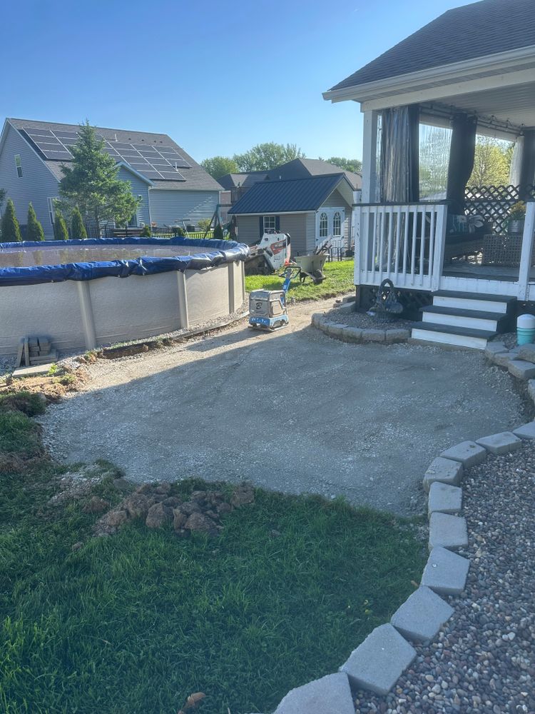 All Photos for Mayfield Landscaping in Staunton, IL