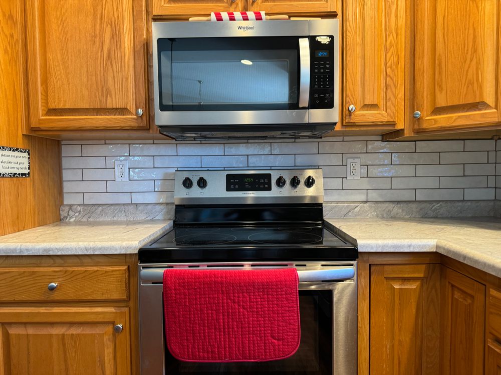 Kitchen backsplash  for Dakota Tile & Stone in Belle Fourche, SD