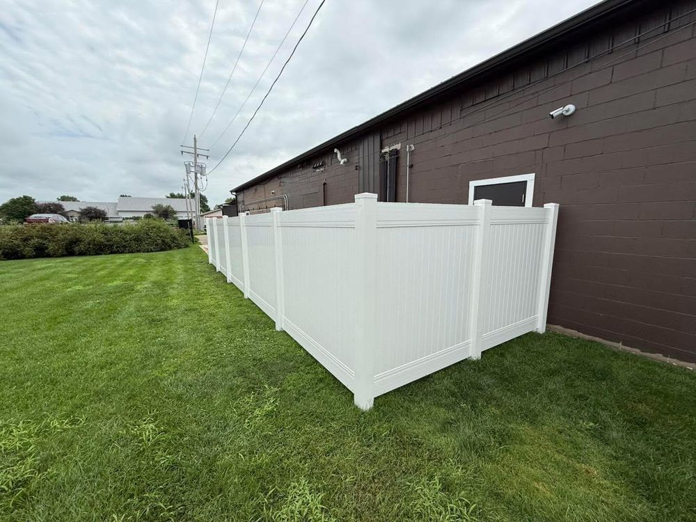 All Photos for Illinois Fence & outdoor co. in Kewanee, Illinois