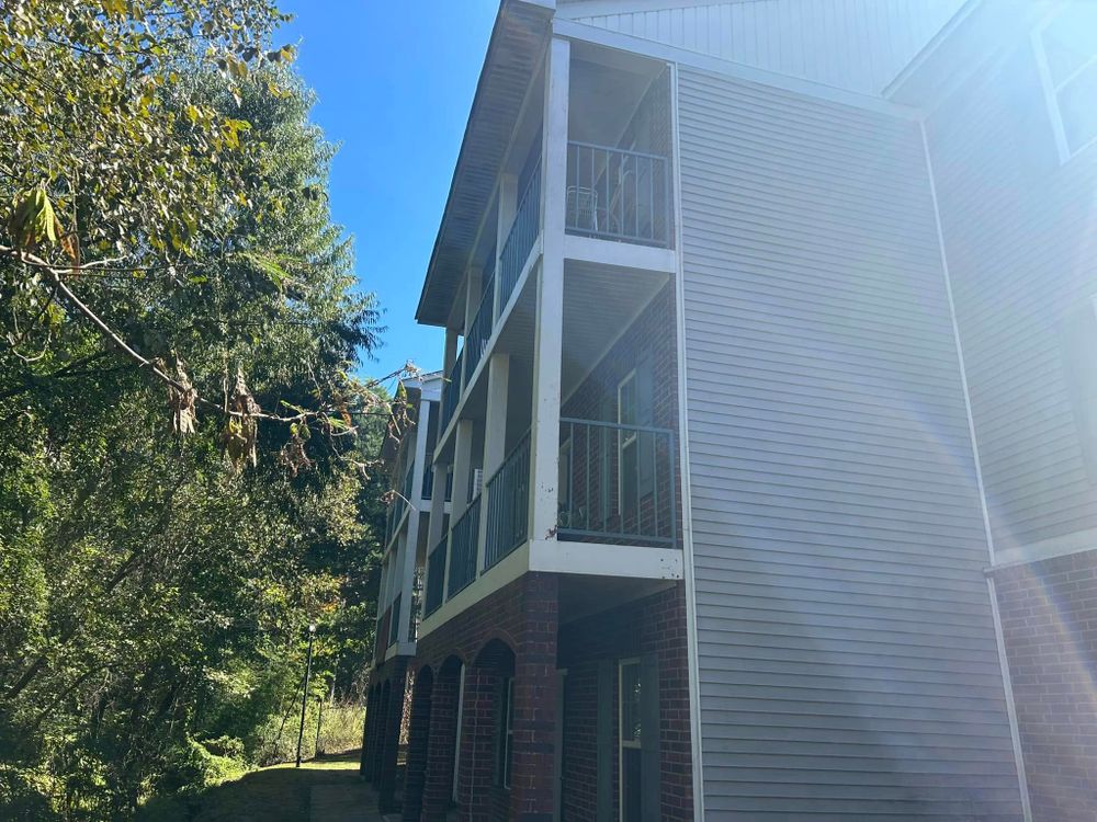 All Photos for Well Hung Windows & More in Hot Springs, AR