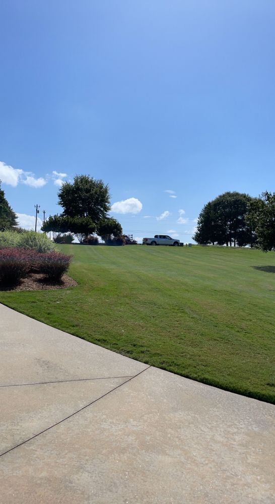 All Photos for Peach State Landscaping in Hartwell, GA