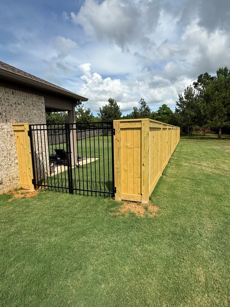 All Photos for Pennington Fence Co in Tupelo, MS