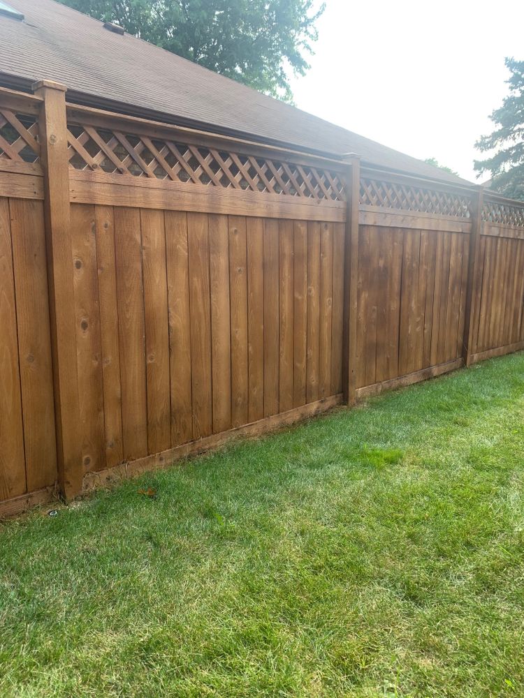 Cleaning and Staining for Fence Medic in Northbrook, IL