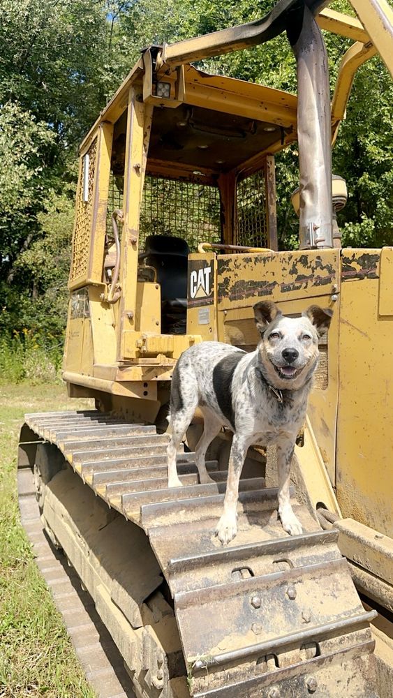 Creekbend Excavating team in Burbank, OH - people or person