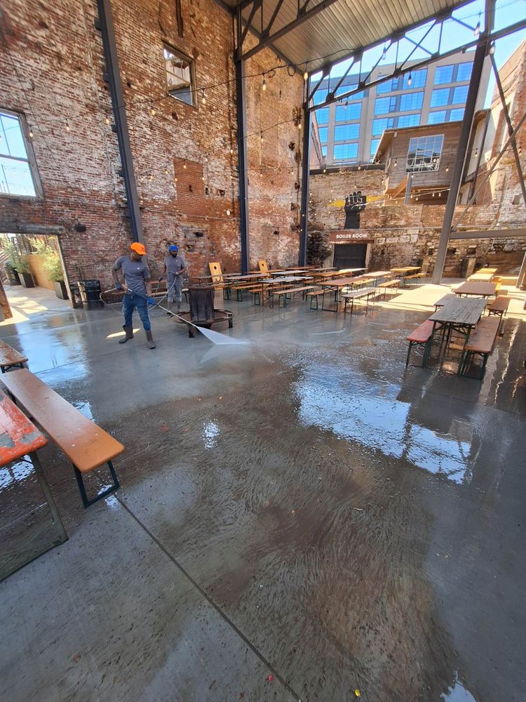 Power Washing for Clear Choice Services in Nashville, TN