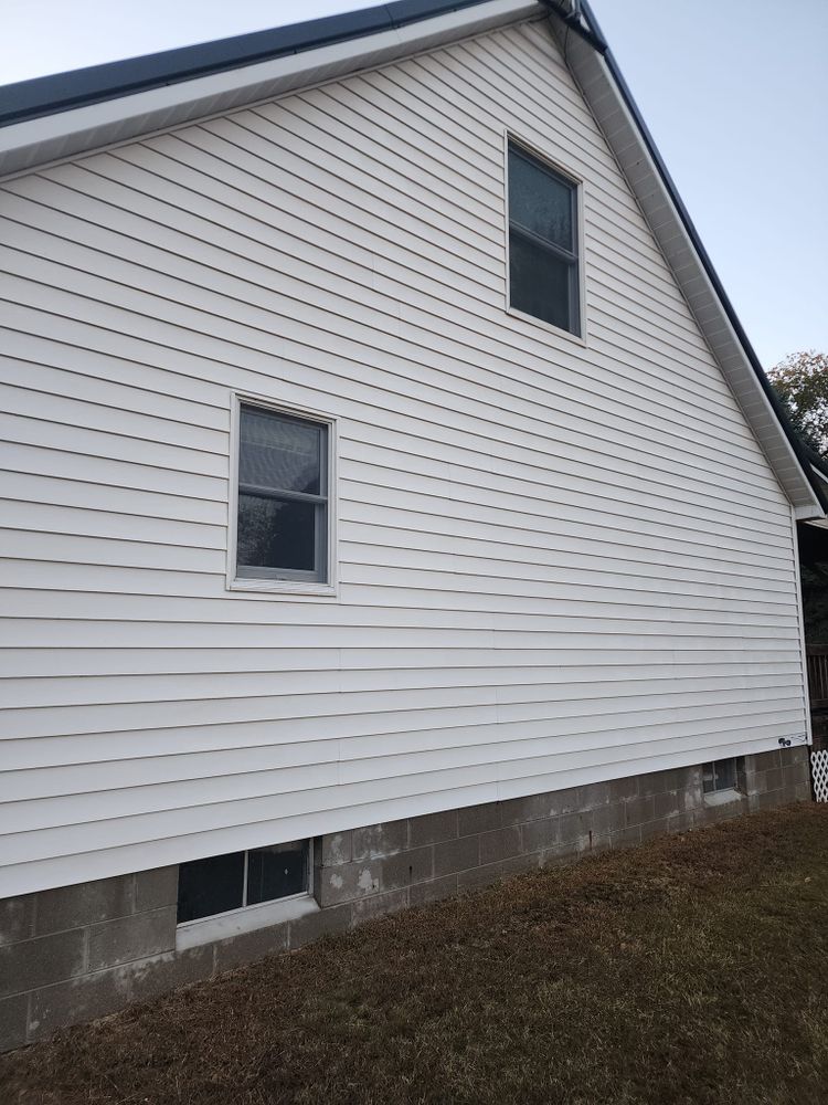 All Photos for D & E Power Washing in Mt Pleasanr, MI