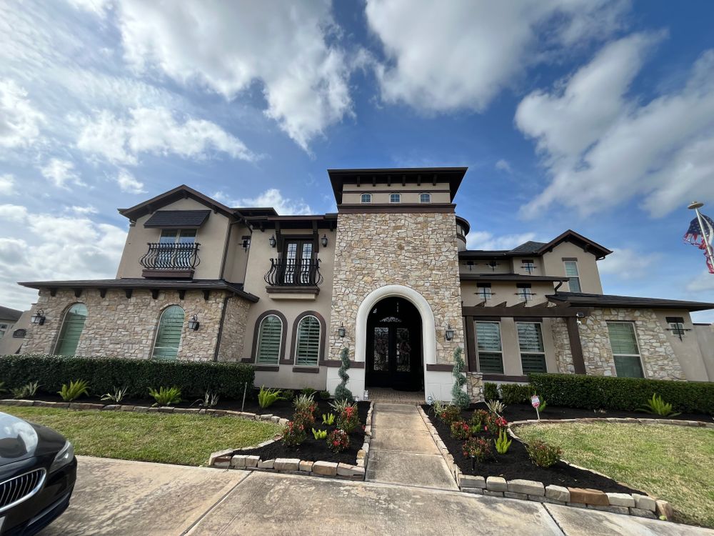 All Photos for Garza Lawncare & Tree Service in Pearland, TX