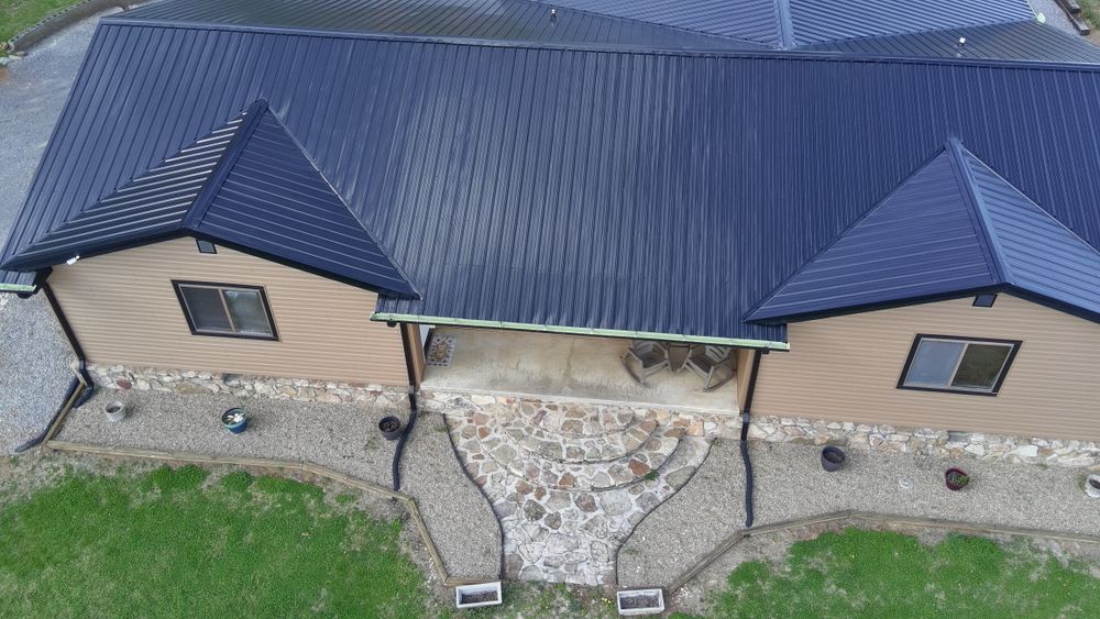 Metal Roofs for Rock Star Roofing LLC  in Dandridge,  TN