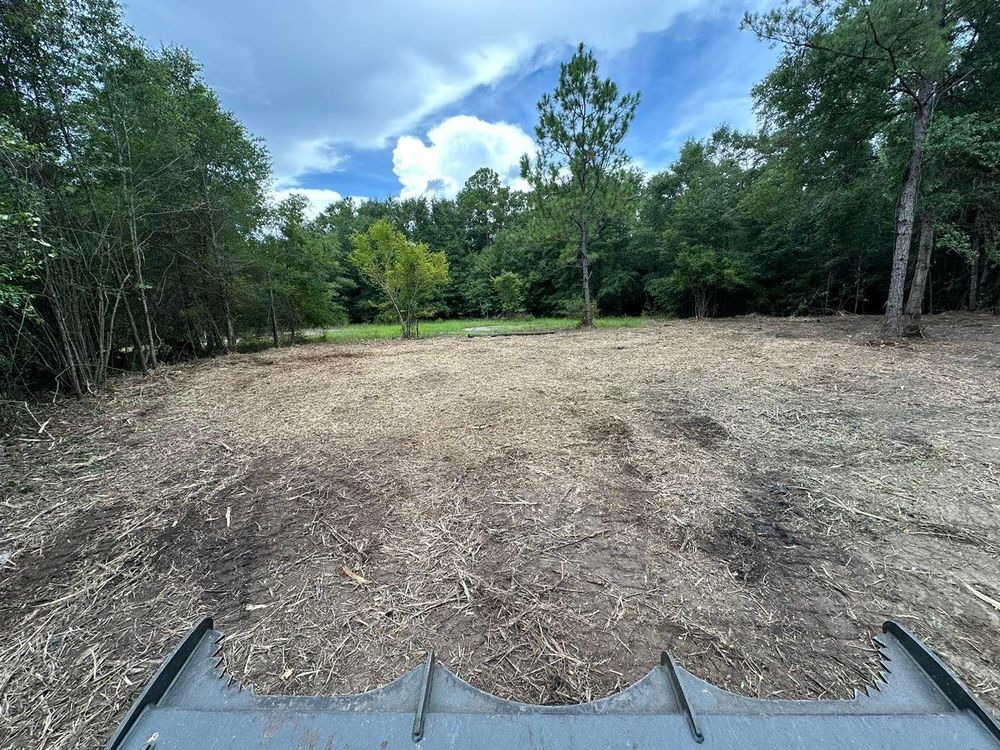 All Photos for White’s Land Maintenance in Milton,, FL