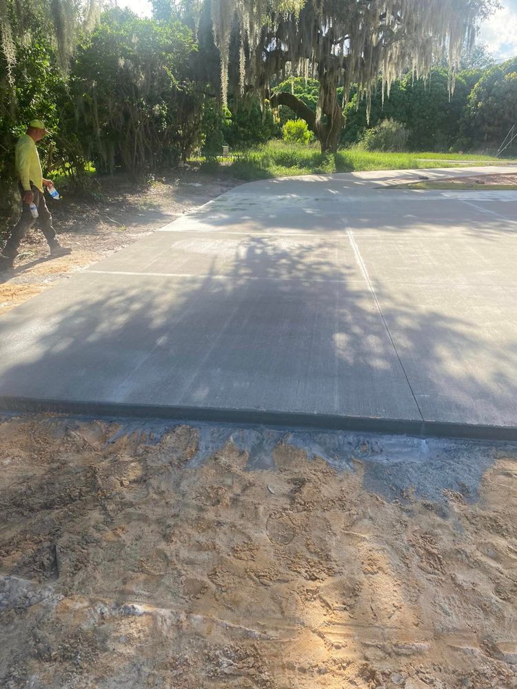 Concrete work for J&G Concrete and Layout LLC in Frostproof, FL