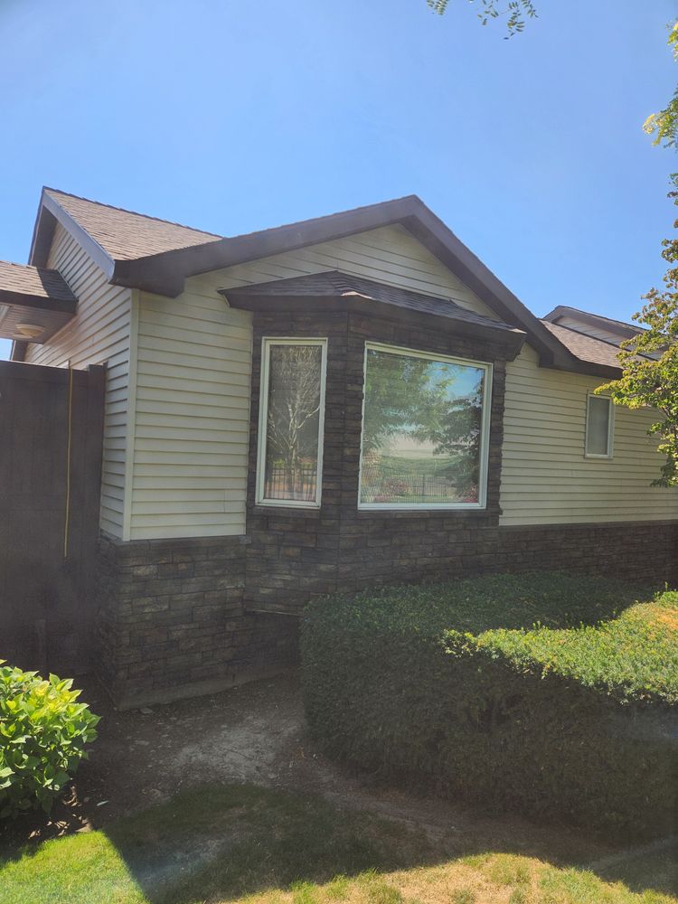 Pj and Trisha Gasseling  for Custom Valley Construction   in Sunnyside, Washington