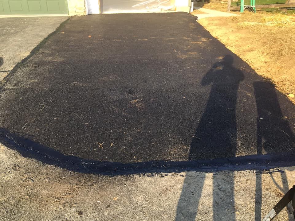 Our Driveway service offers expert asphalt installation and sealcoating to enhance your home’s curb appeal and durability. Transform your driveway into a smooth, attractive surface with long-lasting protection. for Mike's Macadam in Reading, PA