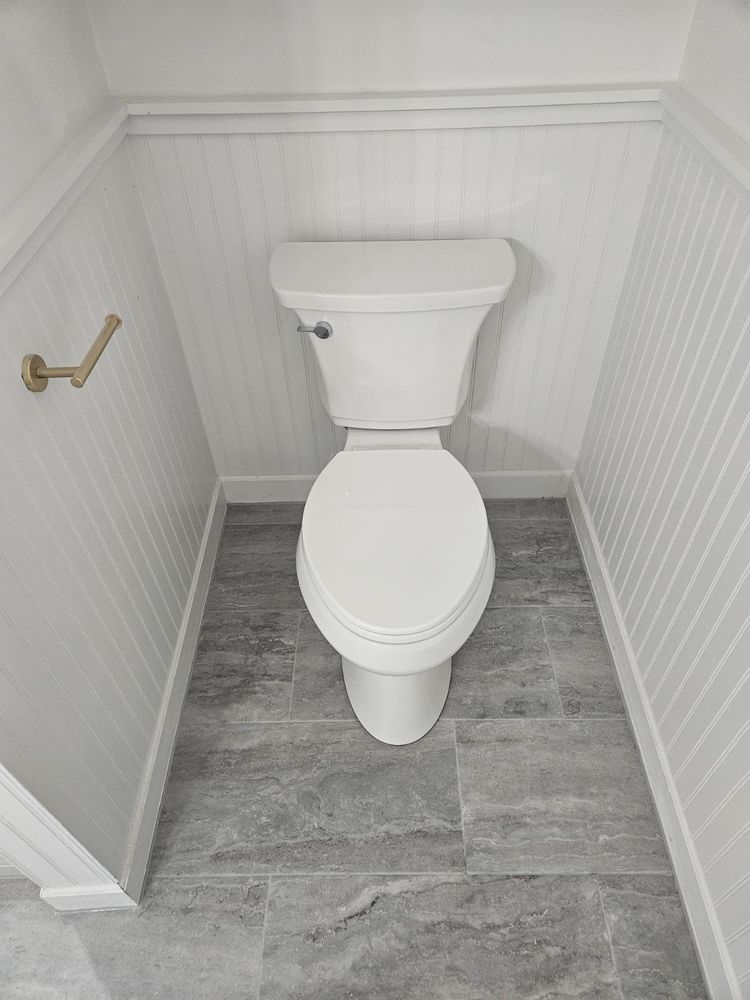 Our expert plumbing team offers reliable toilet repairs and new installations, ensuring efficient performance and preventing leaks. Trust us for quick, professional service to keep your bathroom functioning smoothly and stress-free. for Paradise Home Services, Licensed Plumbing Co. in Daniel Island, SC