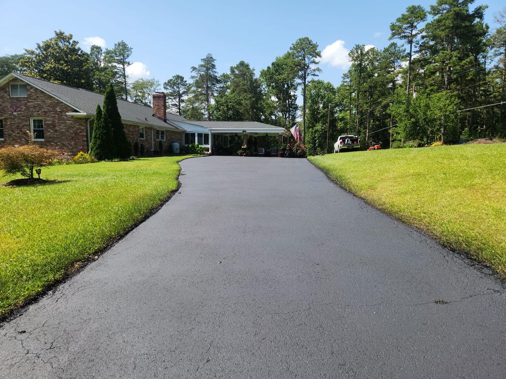 Asphalt Sealcoating for Johnson's Sealcoating & Painting in Inman, SC