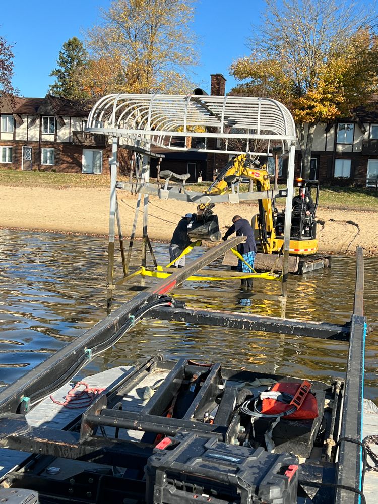 Boat lift Installation for Wagner's Lift and Dock Shop LLC in Watervliet, MI