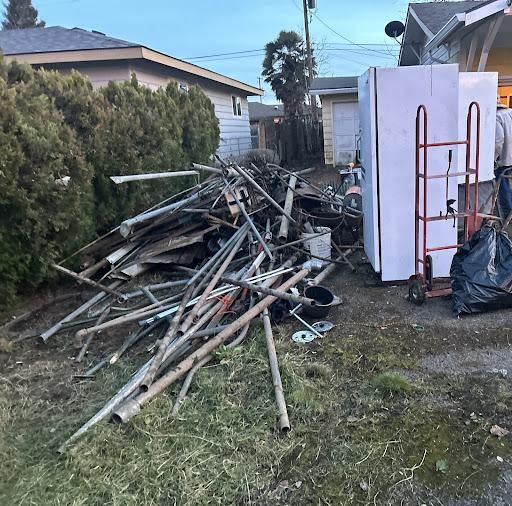 All Photos for Sol Junk Removal in Independence, OR