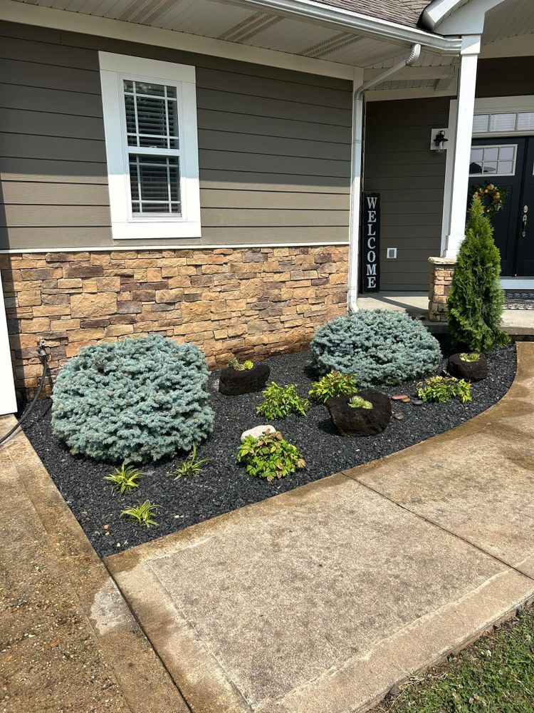 Lawn Maintenance for R & R Landscaping and Services, LLC in Poplar Bluff, MO