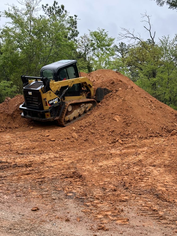 Dirt, Sand, Gravel  and other materials for Tyler Sand Gravel And Excavation in Ben Wheeler, TX