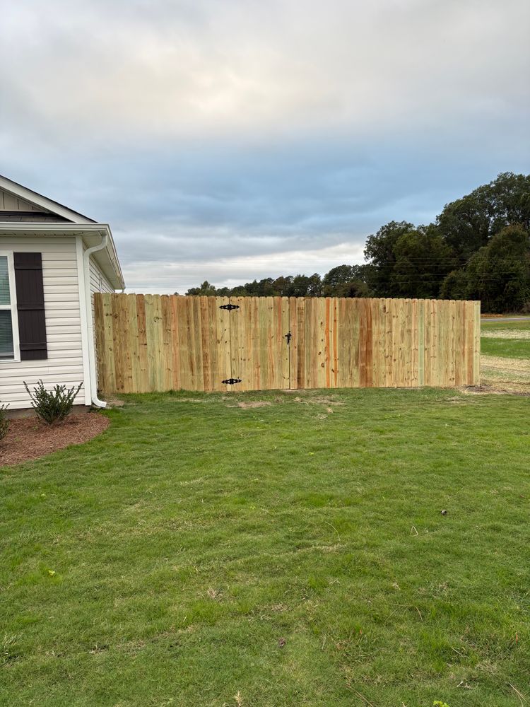 All Photos for TG Fencing LLC in Farmville, NC