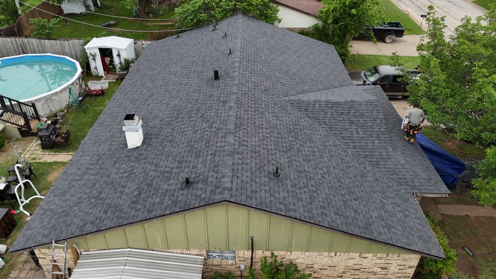 All Photos for Barcenas Roofing & Remodeling in San Saba, TX