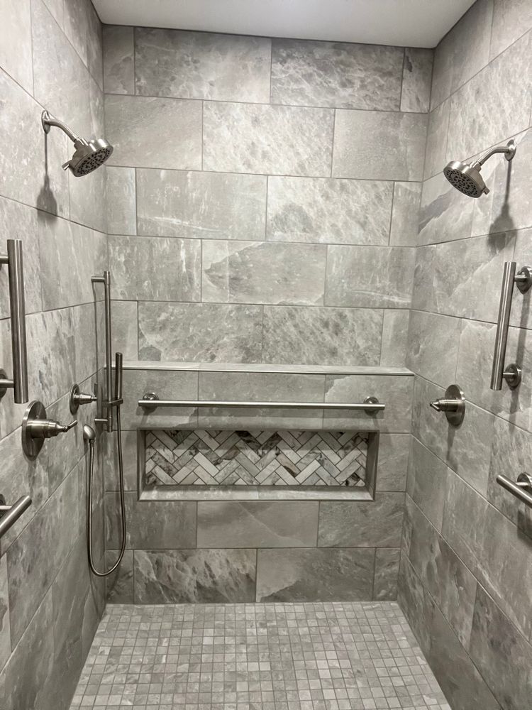 Custom Showers for B4 Construction LLC in Cookville, TN