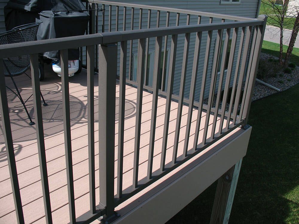 Aluminum Railing for R&R Home Services (RR Affordable Deck Builders) in Schaumburg, IL