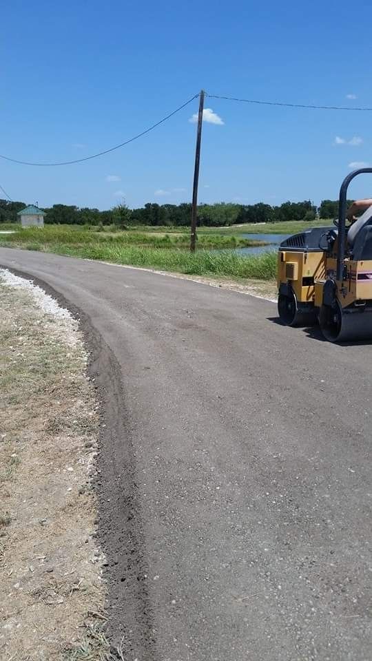 Asphalt and Paving for Hurts Asphalt Paving in Athens, TX