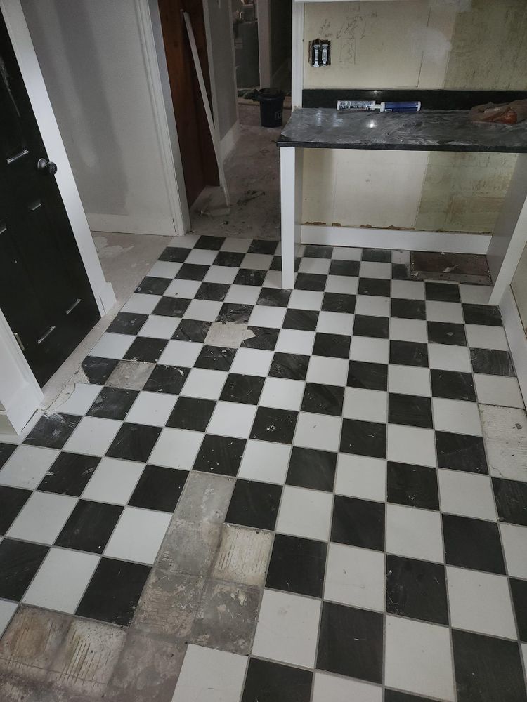 All Photos for Gunderson & Ranieri Remodeling & Rentals  in Columbia,  SC