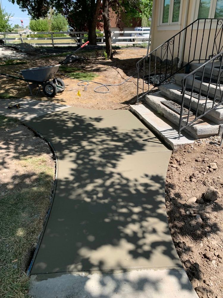 Concrete for Diamond Peak Concrete in Garland, UT