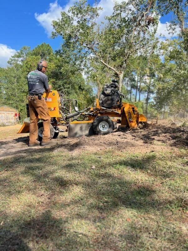 All Photos for Tucker's Tree Service and Stump Grinding in Lugoff, SC