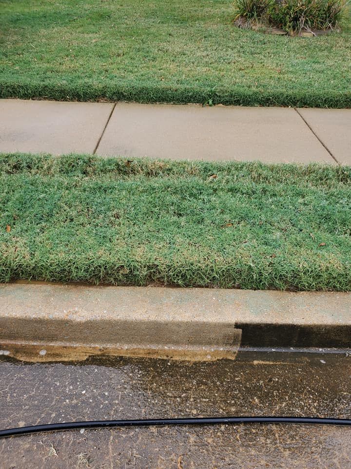 Pressure washing for CGS Facility Mgmt in Memphis, TN