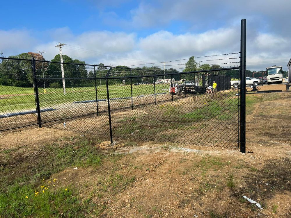 Custom Wooden Fences for Manning Fence, LLC in Hernando, MS