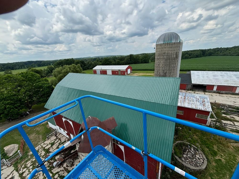 Roofing for Houseman's Exteriors in Muir, MI