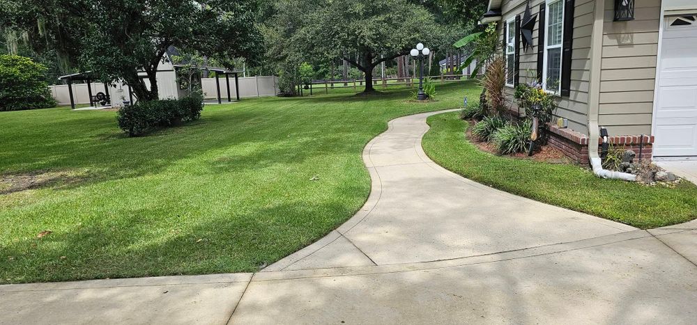 All Photos for Tyson’s Full Service Lawn Care in Starke, FL