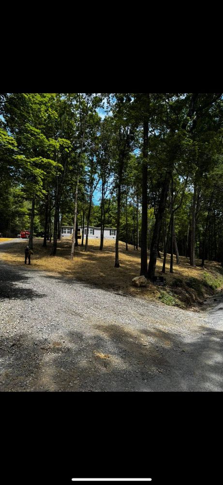 All Photos for Leal’s Lawn Service in Dayton, TN