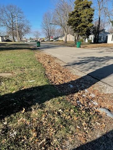 All Photos for Andrew's Lawn Service LLC in Lebanon, IL