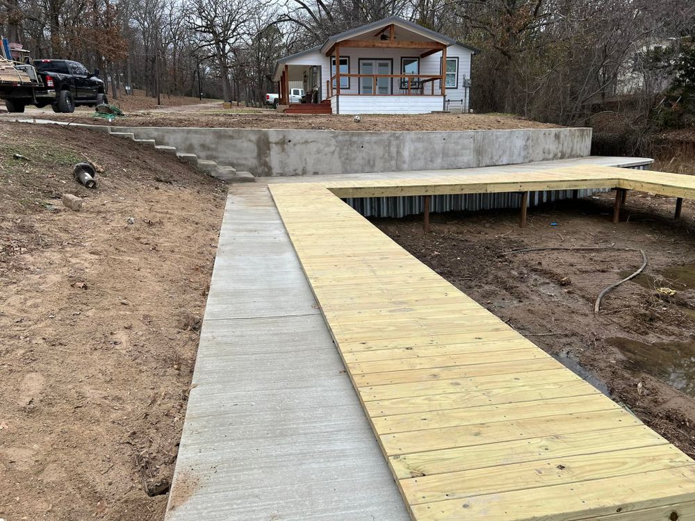 Javonnies Concrete Services LLC team in Gun Barrel City, TX - people or person