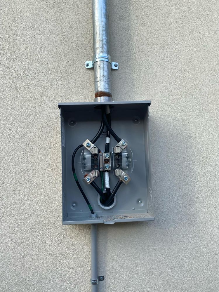 Smiley’s Electric team in Weslaco, TX - people or person