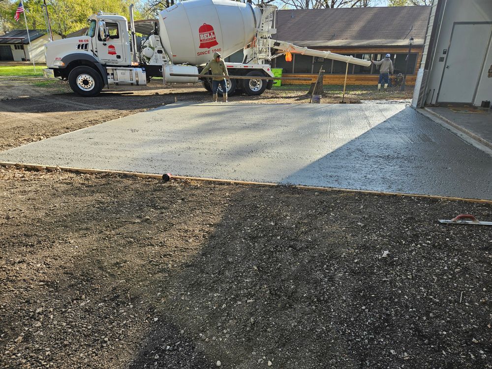 Mowing for Ornelas Lawn Service in Lone Oak, Texas