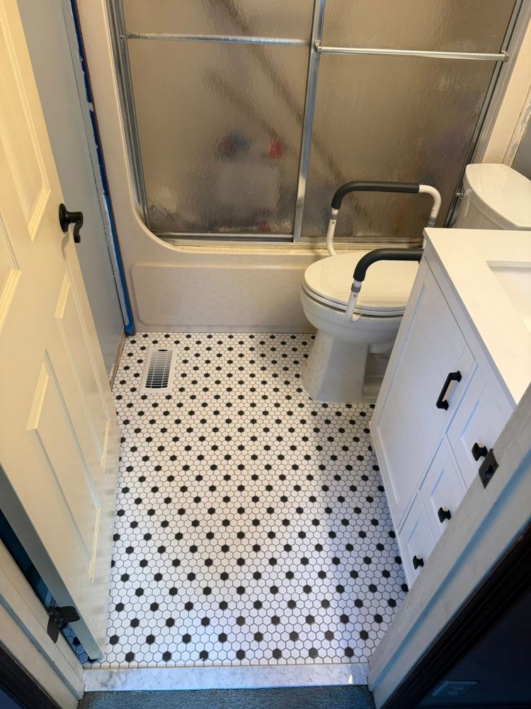 Our professional bathroom renovation service transforms your space with expert design and high-quality materials, delivering a functional and stylish haven tailored to your needs. experience unmatched craftsmanship for total peace of mind. for ReVamp Construction STL in St Louis, MO