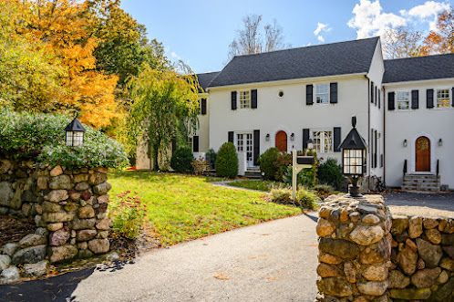 All Photos for Pungitore Landscapes, Irrigation & Fertilizer in Hingham, MA