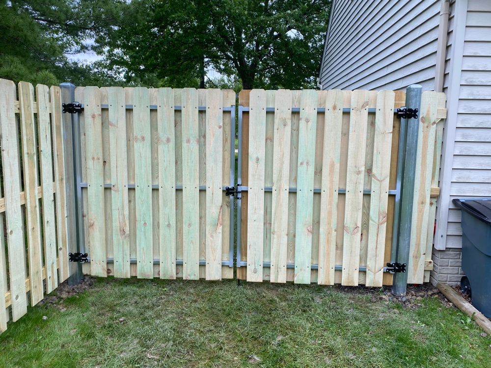 Wood fence for Castle Fence and Deck LLC in Medina, OH
