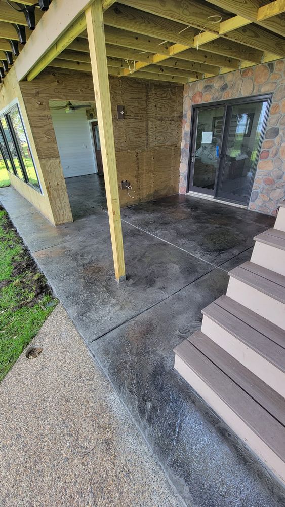Epoxy for Custom Concrete Coatings in Battle Lake, MN