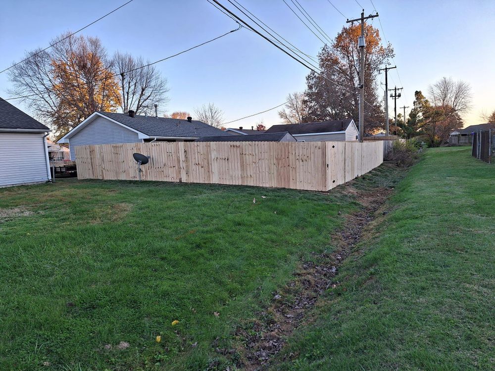 All Photos for Apex Fence in Henderson, KY