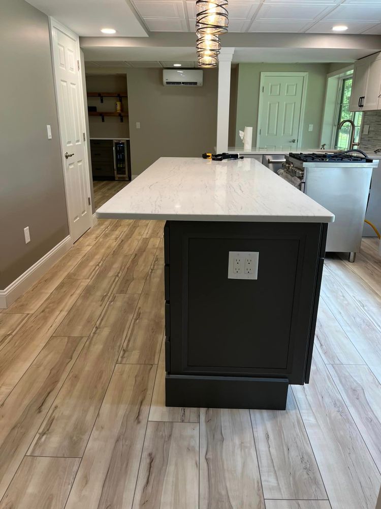 All Photos for Laura Mae Properties in Wolcott, CT