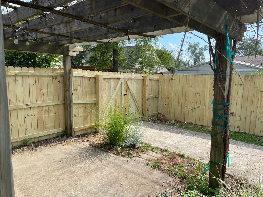 All Photos for Pennington Fence Co in Tupelo, MS