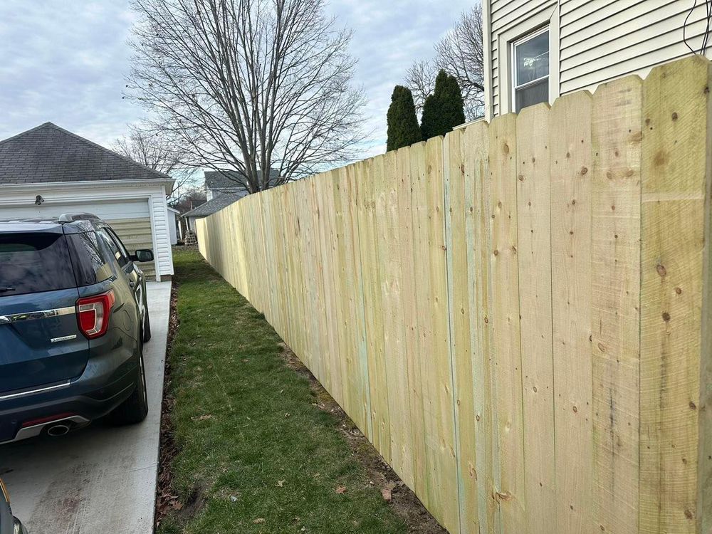 Fence Installation for Illinois Fence & outdoor co. in Kewanee, Illinois