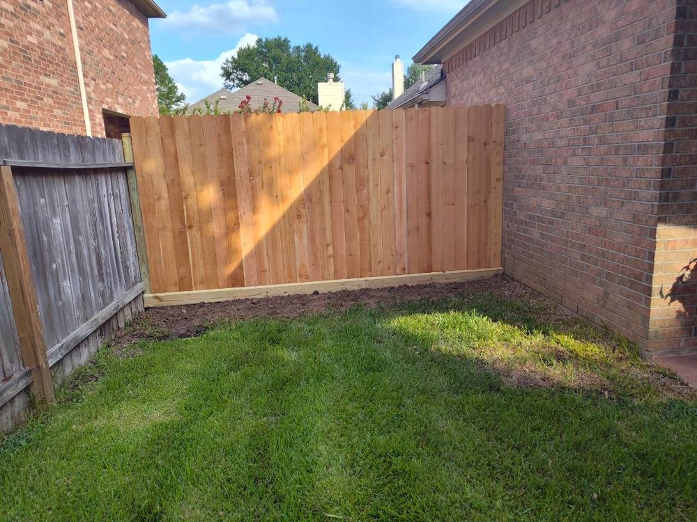 Cedar privacy fence for Arnold Construction in Magnolia, TX