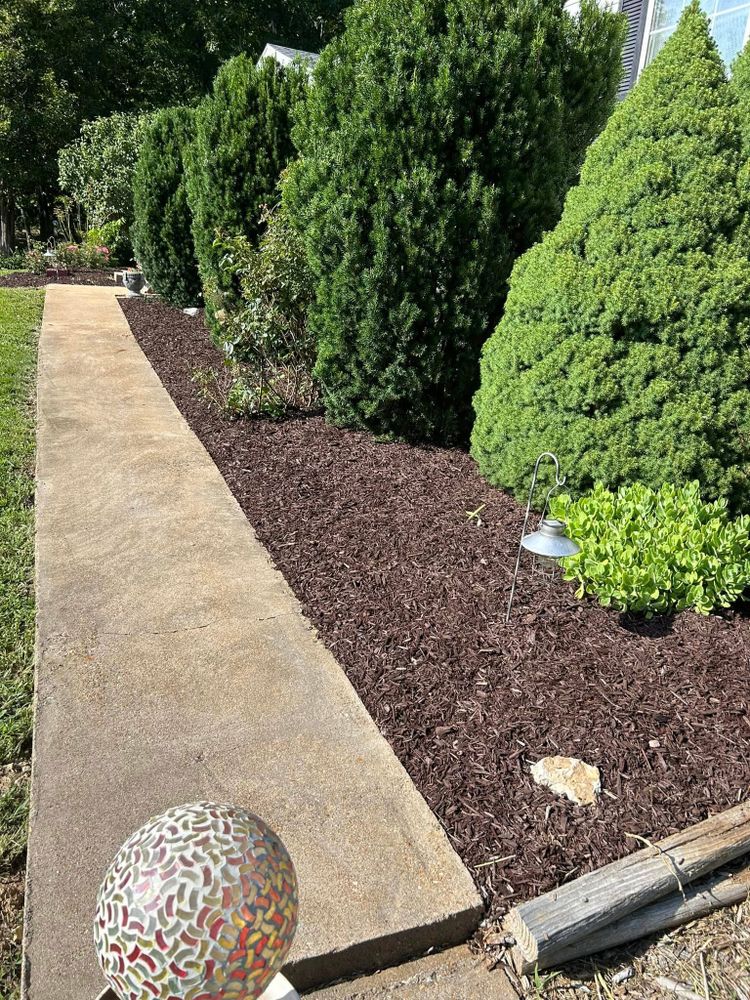 Landscaping for G&K Landscaping in Hillsboro, MO