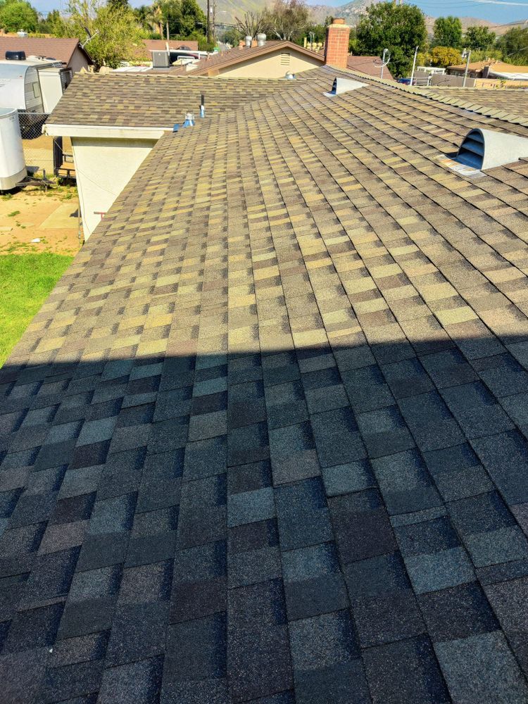 Roofing for Y&V Roofing Installation Maintenance and Repair Service in Palmdale, CA